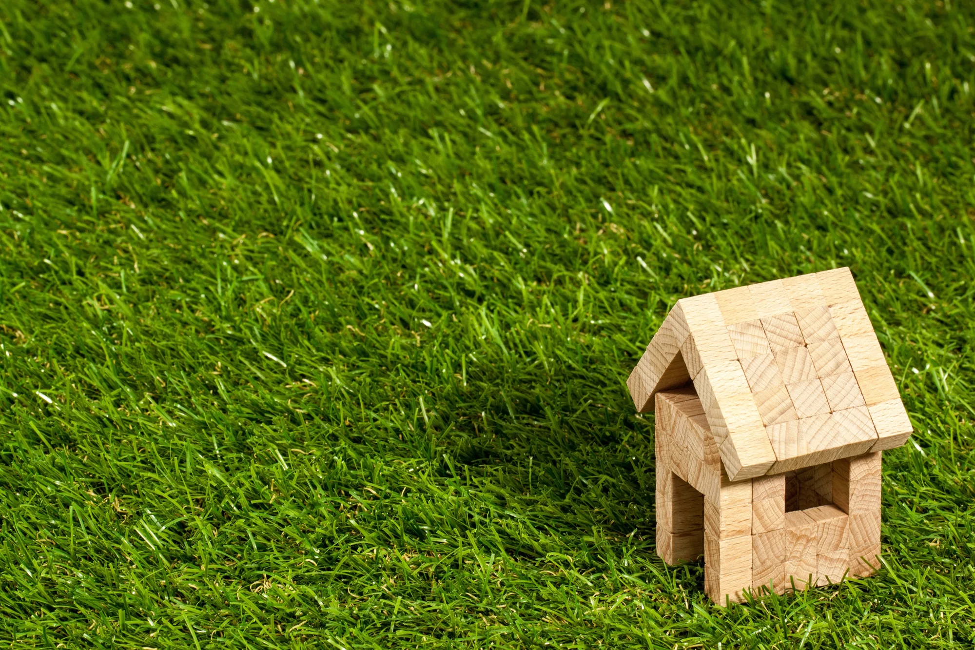 Stājas spēkā grozījumi Nekustamā īpašuma darījumu starpnieku darbības likumā